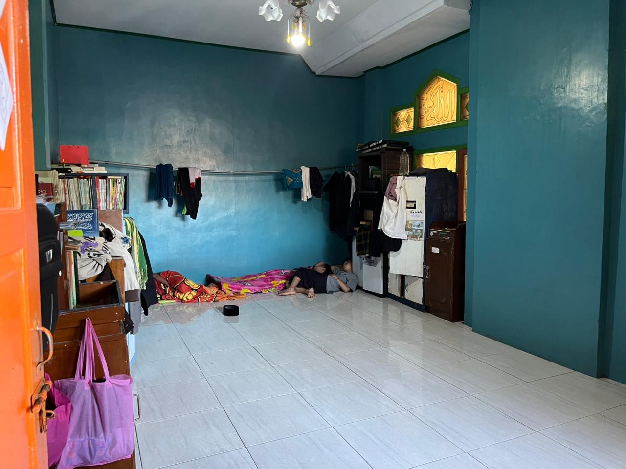 Kamar 08 - Ibnu Hajar